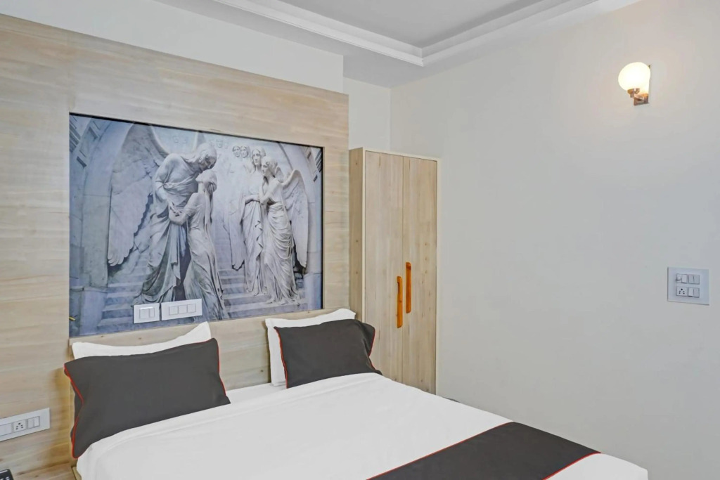 Collection O 85462 Hotel Sundew