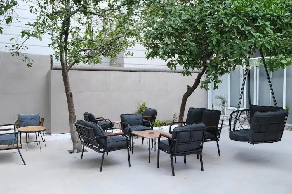 Kariva Hotel