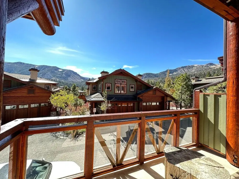 Juniper Crest #2 3 Bedroom Townhouse by RedAwning