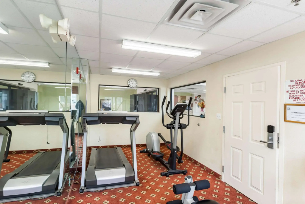 Quality Inn Near Seaworld - Lackland