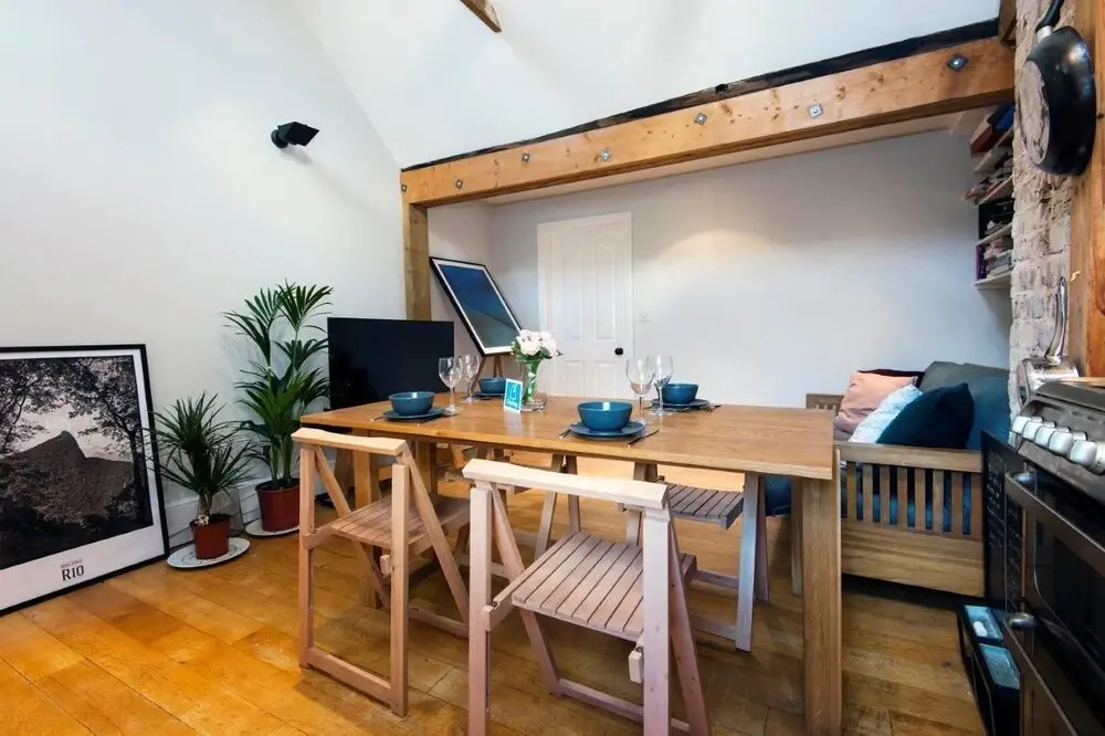 The Loft Wimbledon Retreat - MAO