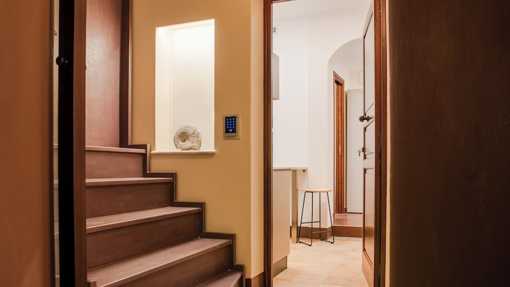 Nasis Apartments