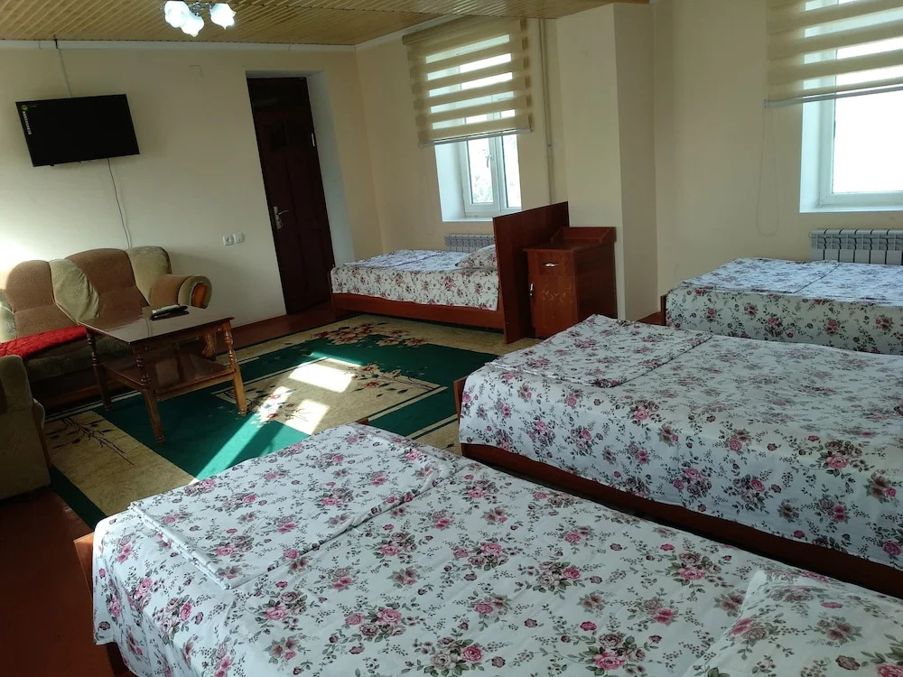 Hostel Nur