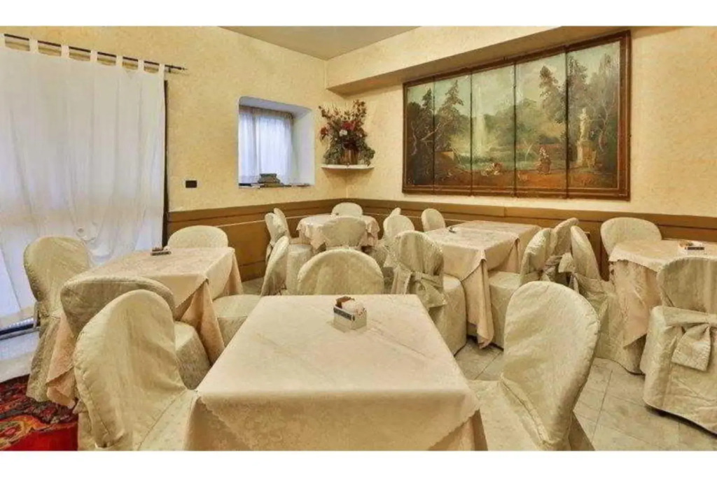 Select Hotel