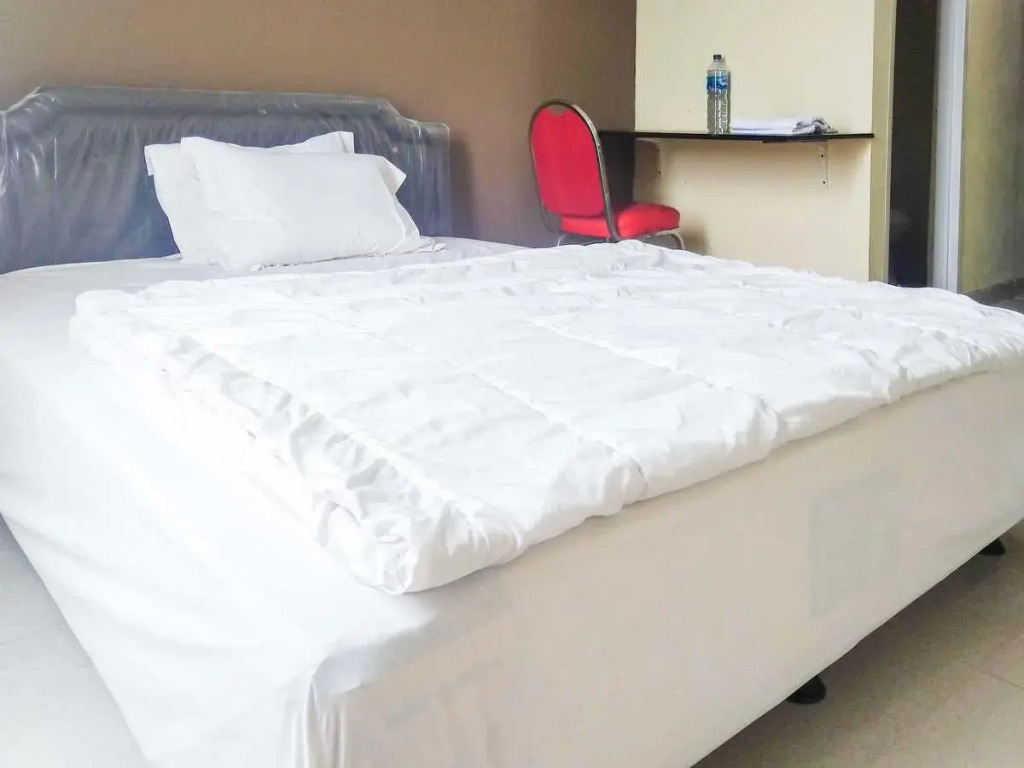 Travelista Homestay near GOR Candradimuka Semarang Mitra RedDoorz