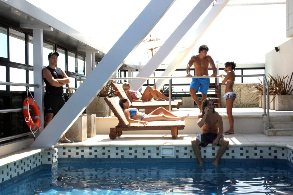 Ros Tower Hotel