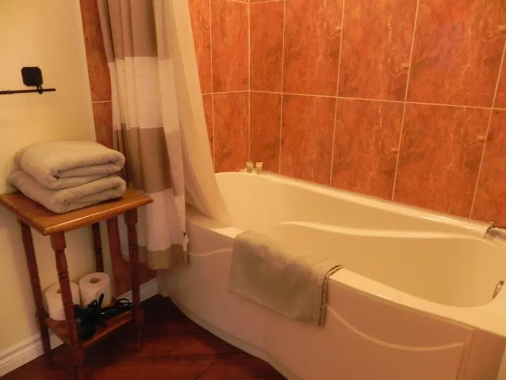 Rumi Guest House on the Cabot Trail