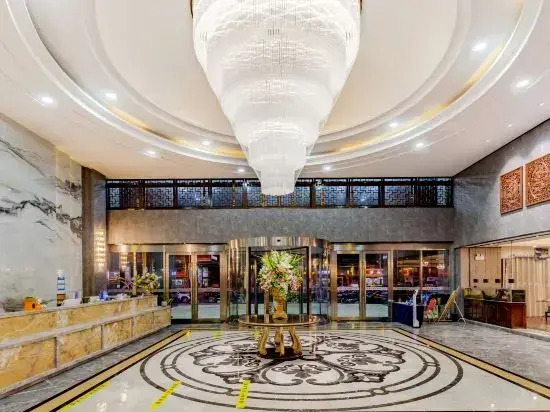 Elong Deluxe International Hotel (Huaibei Suixi)