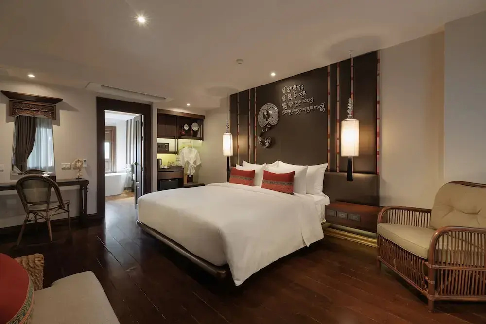 Akira Thaphae Hotel