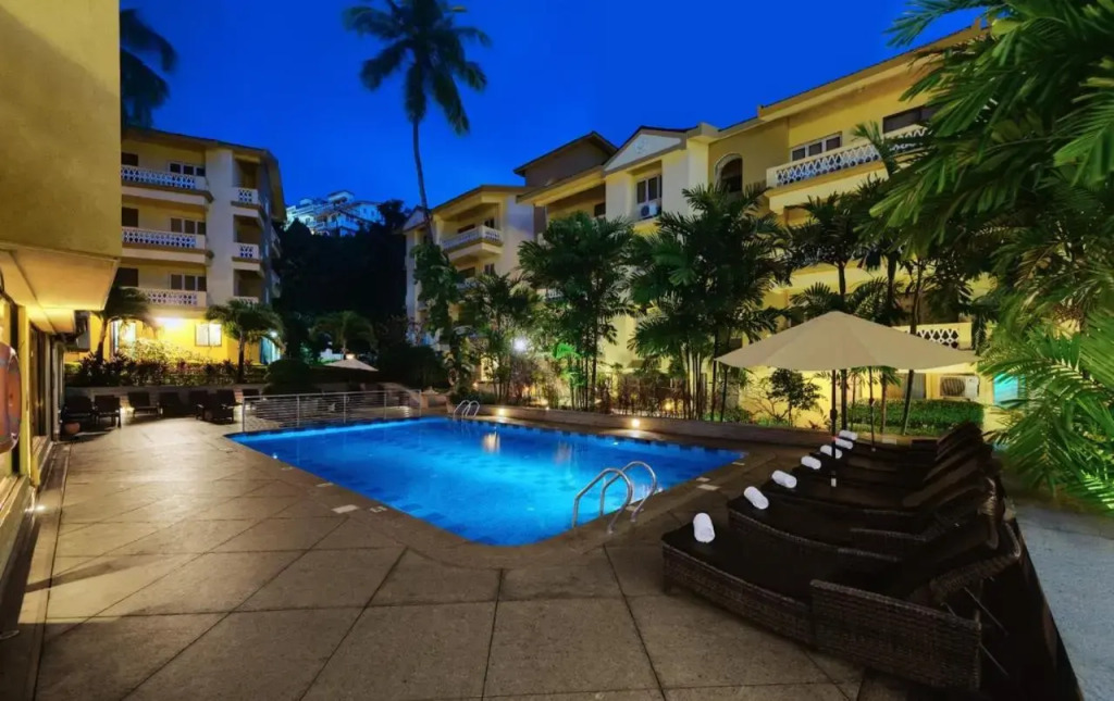 Sandalwood Hotel & Suites
