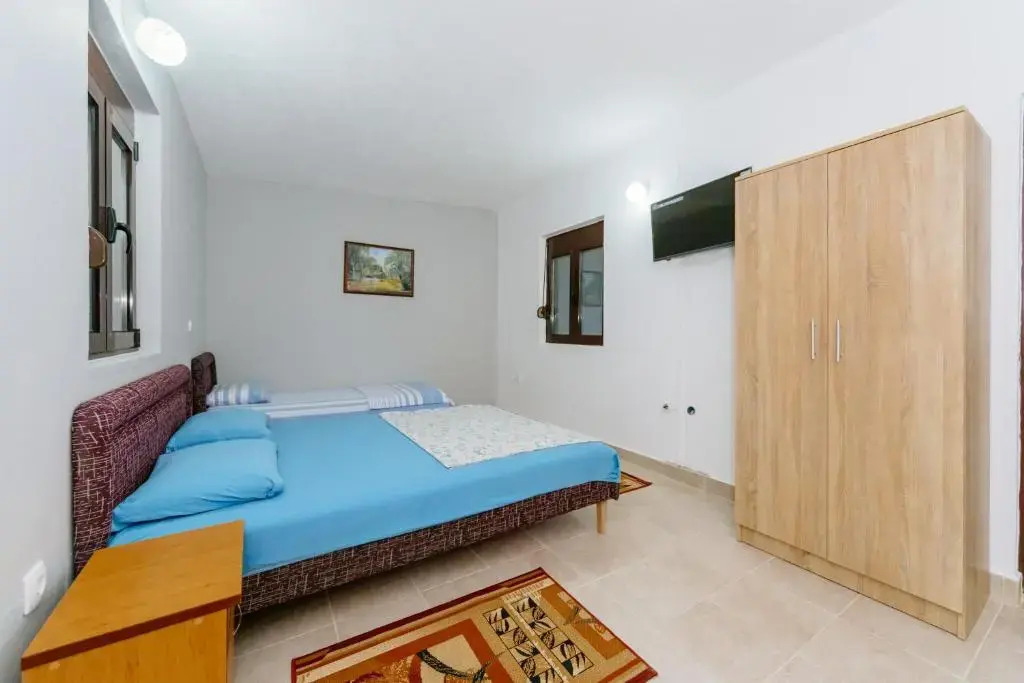 MC Apartments
