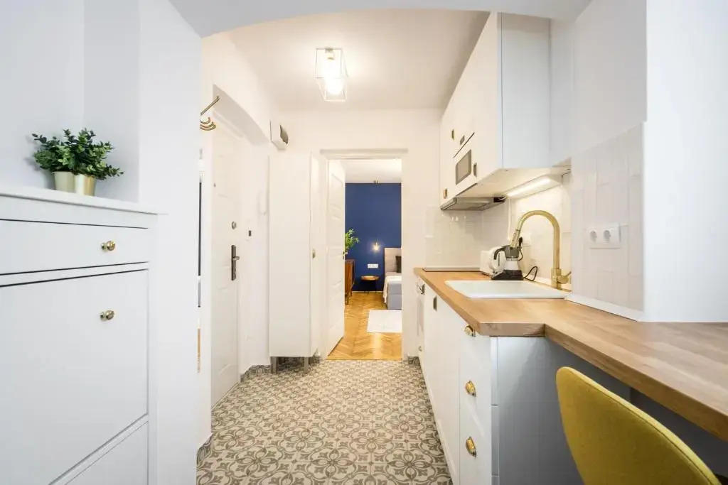BpR UNIQUE Studio Home with A/C