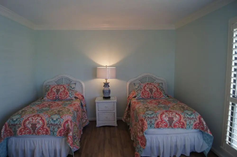 Tilghman Lakes H1 3 Bedroom Condo by RedAwning