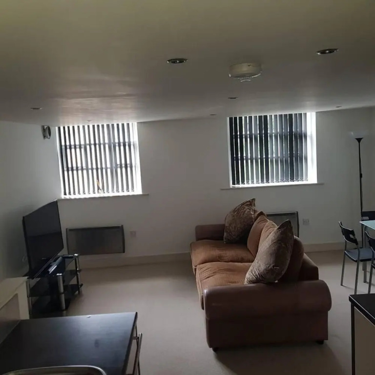 Comfy 1-bed Apartment in Huddersfield