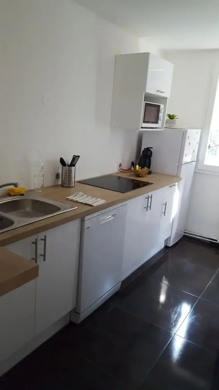 Appartement deux chambres proche centre