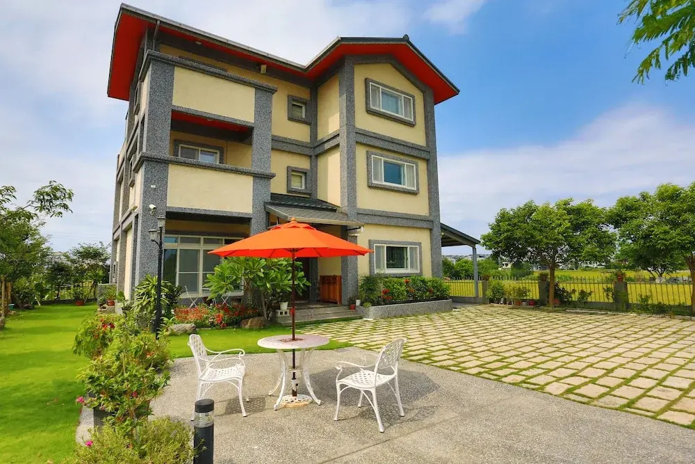 Warm Yilan B&B