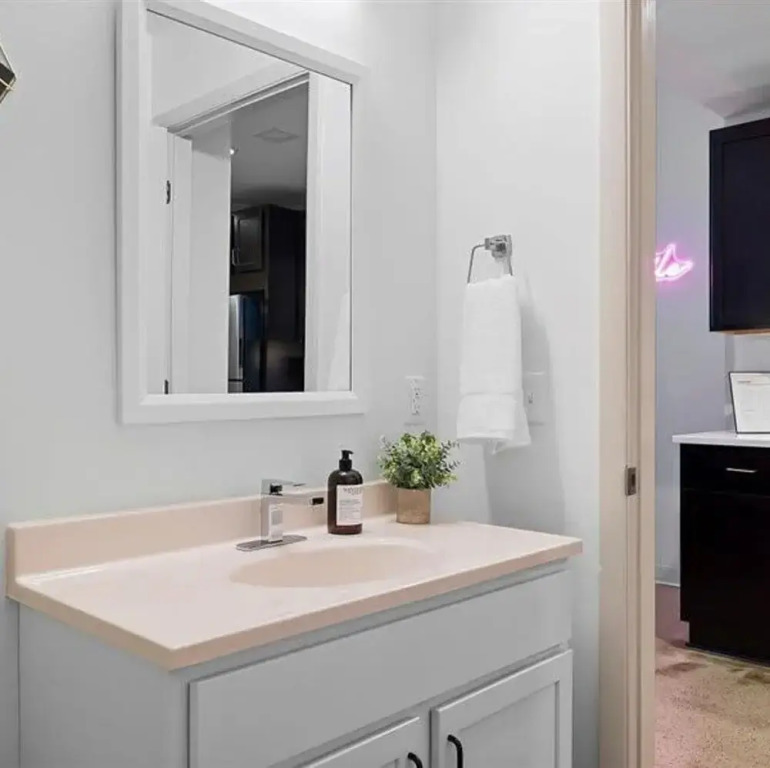 Cozysuites Stunning 1BR Downtown Pittsburgh