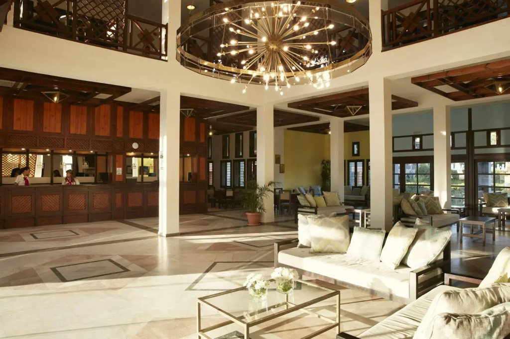 Simantro Resort