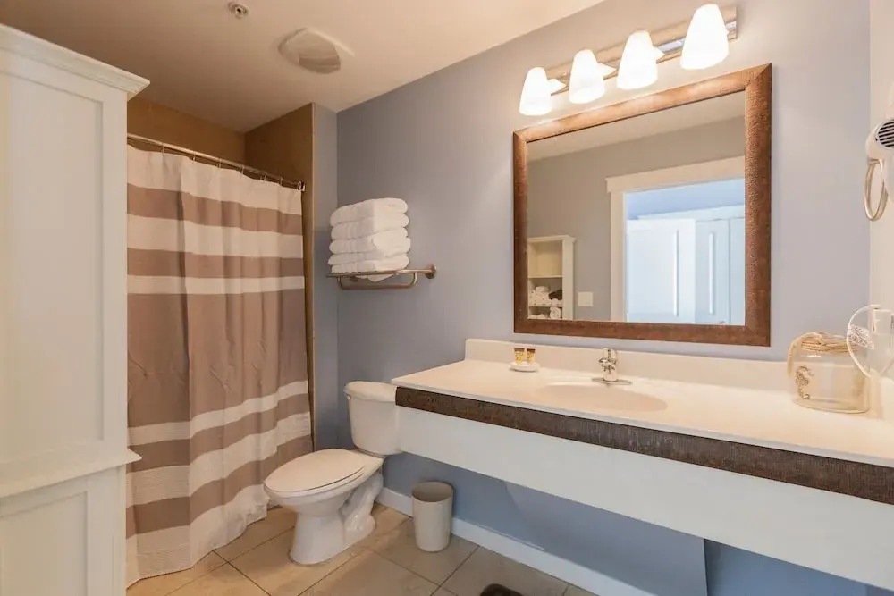 2 Gulf-front Units W/ Pool & Spa 3 Bedroom Condo