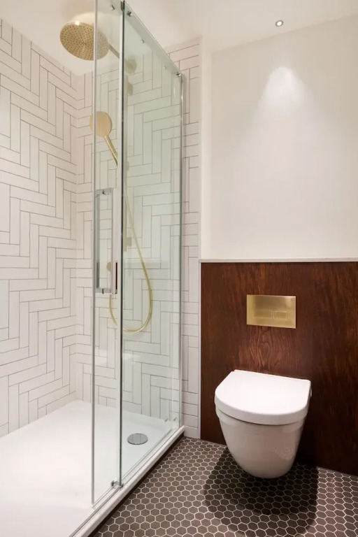 Sonder Kensington Town House
