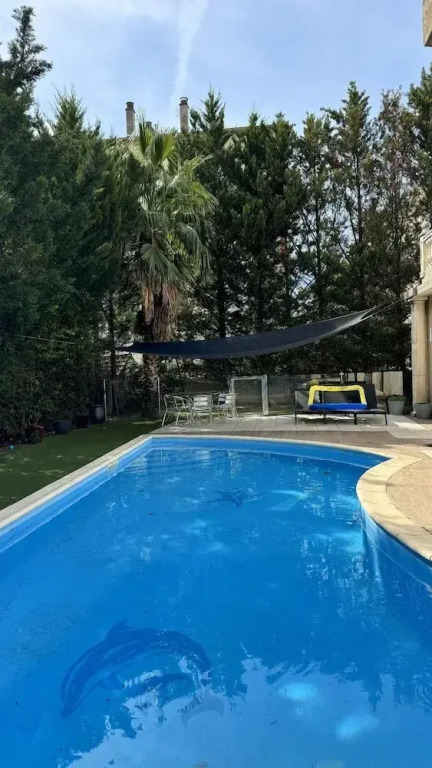 Villa piscine confort, barbecue