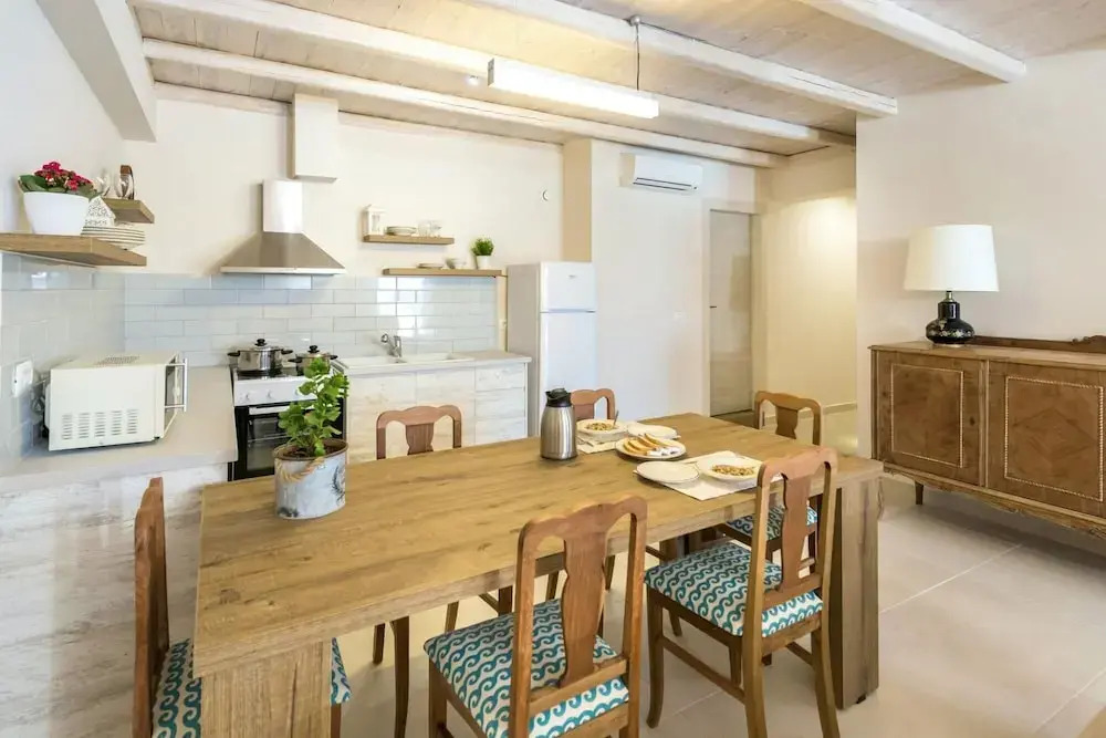 Agrikia Villa - Varvarigos Houses Superior Two Bedroom Apartment Ground Floor 1-6 Guests