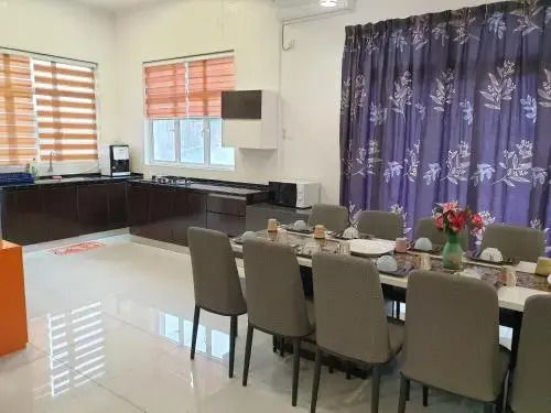 Shamrock Villas Corner OR Seaview OR Standard