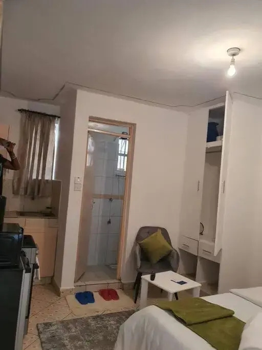 Lovely serviced studio with a free parking