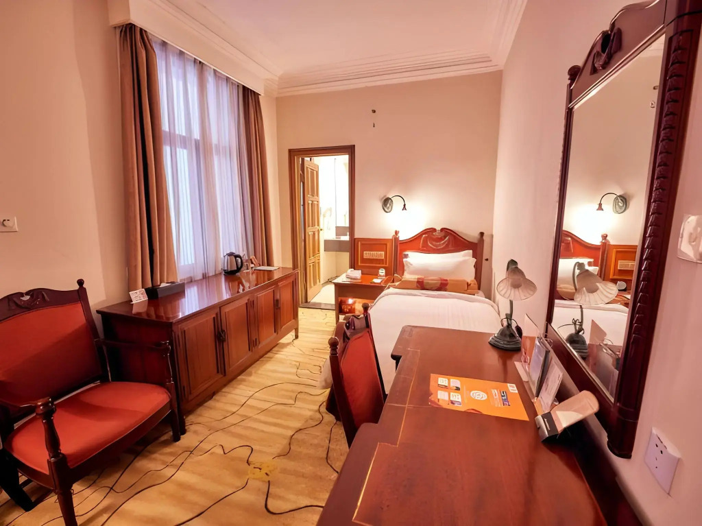 Jin Jiang Pacific Hotel