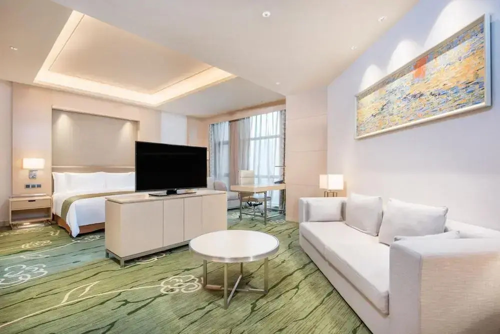 Chongqing High-Tech Holiday Hotel