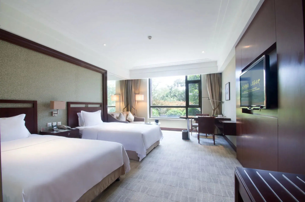 Tongli Lakeview Hotel