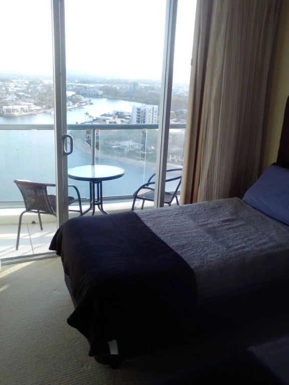 Chevron Renaissance Private room Lvl16