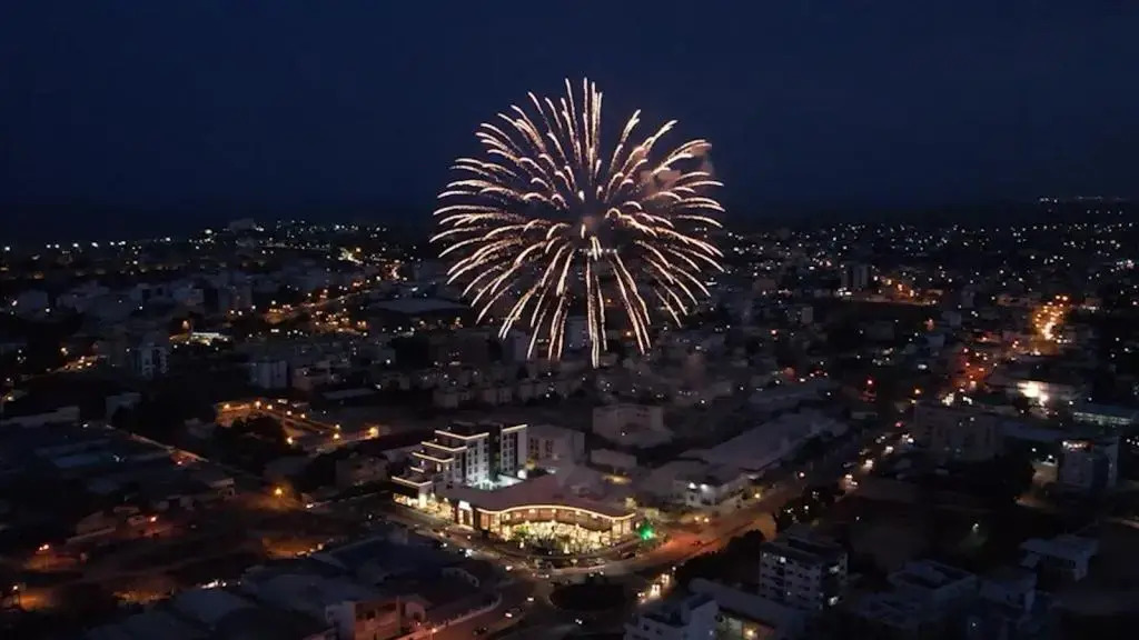 Ekor Elegance Hotel