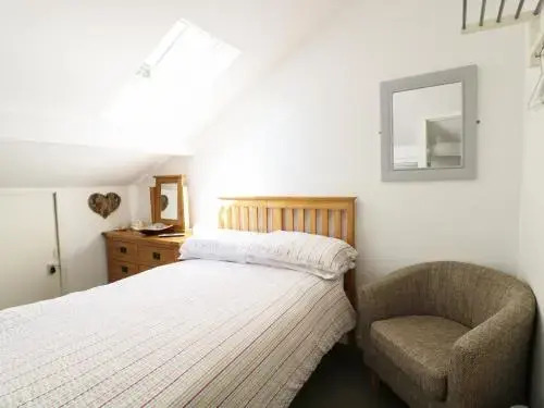 Trelessy Lodge