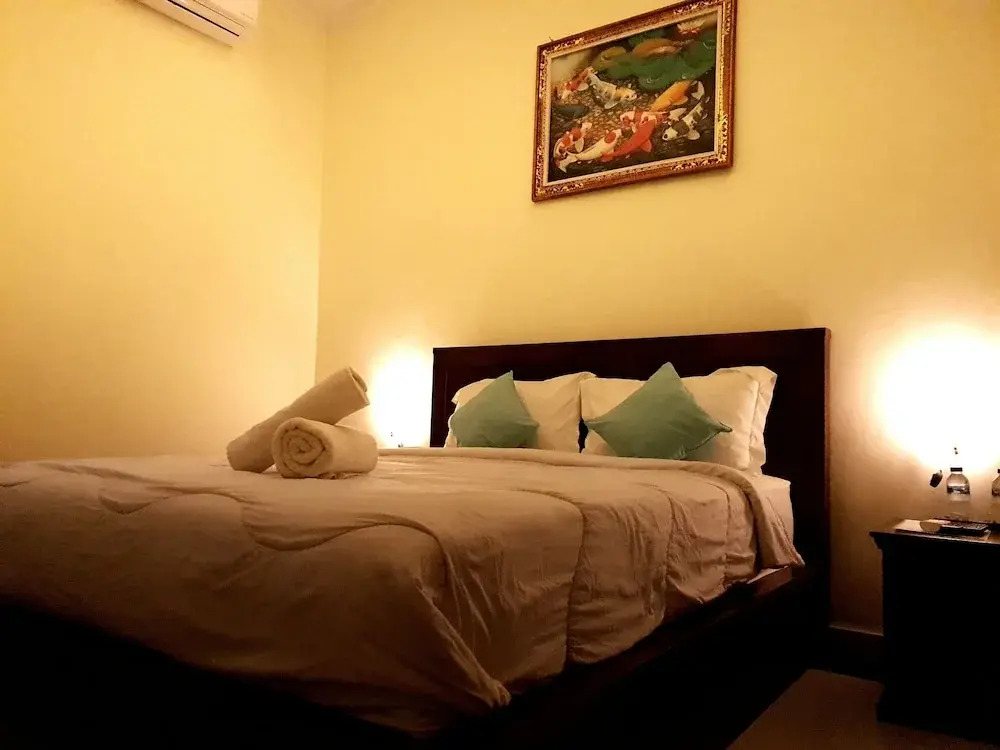 Cave Beach Bungalow