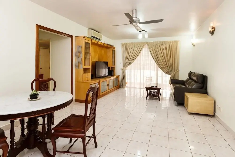 Quiet & Peaceful 2BR in Mont Kiara