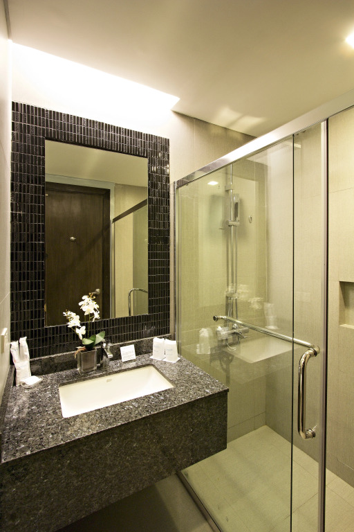 Bayfront Hotel Cebu North Reclamation