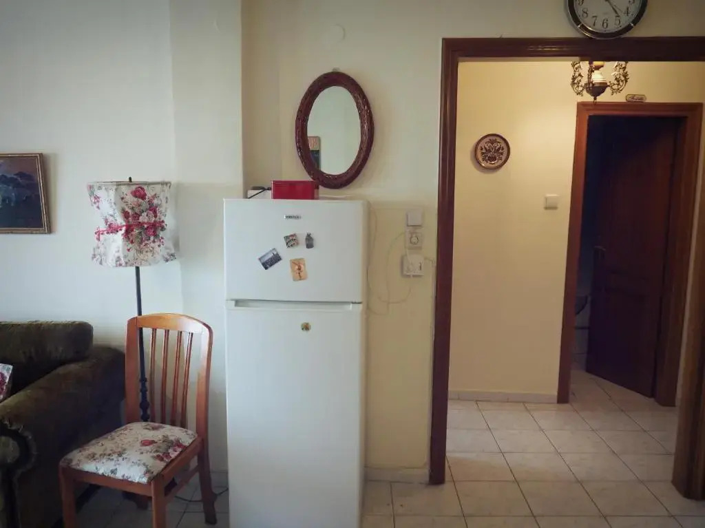 Sunny apartment near the center