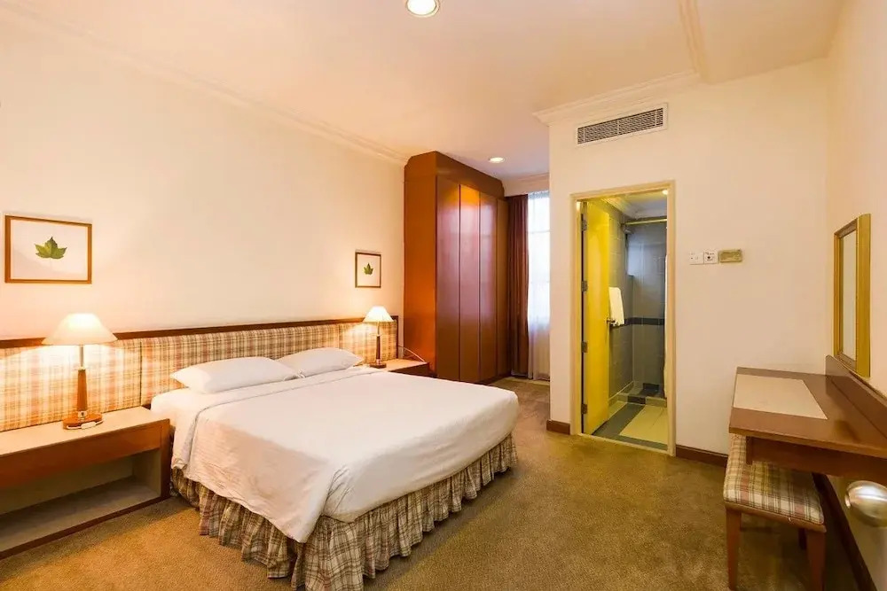 2 And 1Br Serviced Apartment Very Near Bukit Bintang