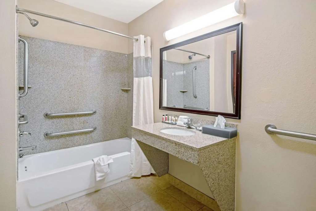 La Quinta Inn & Suites by Wyndham Woodward