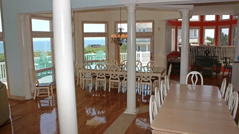 Station One - 8 Br Home