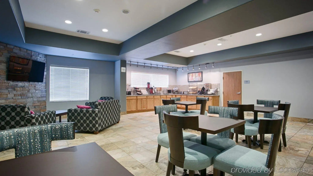 Best Western Plus Sand Bass Inn and Suites