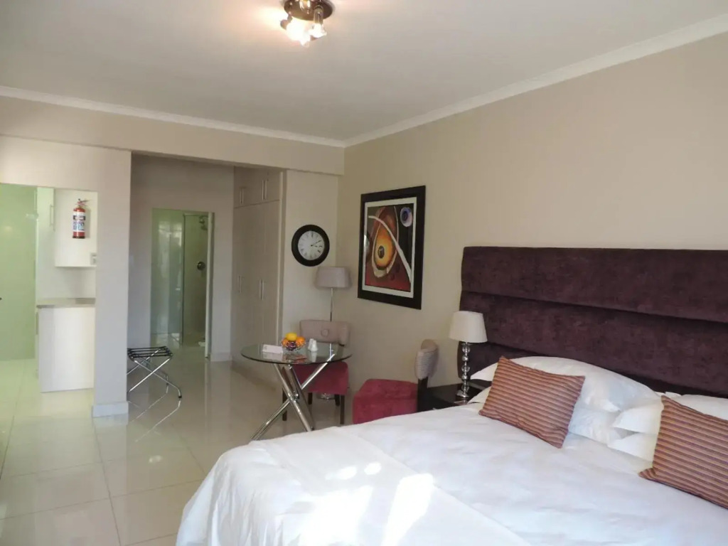Vredenburg Boutique Lodge