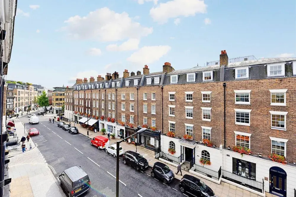 Bond Street Apartments