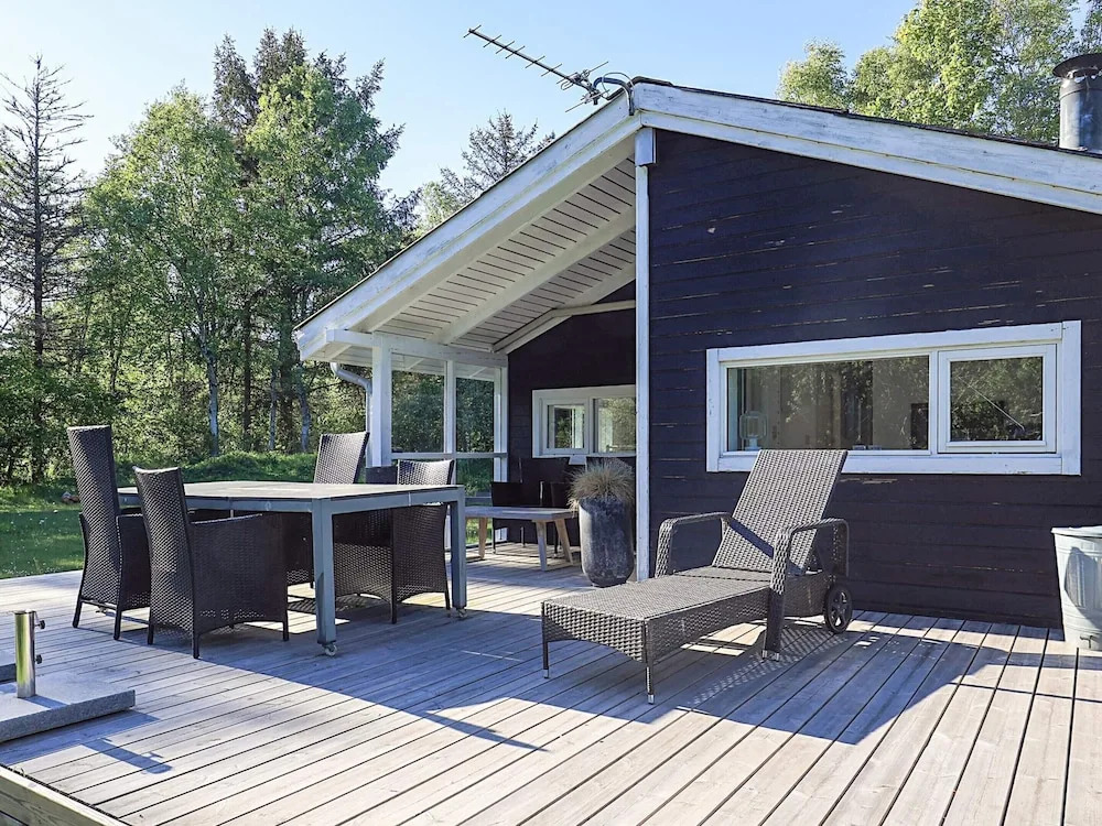 5 Person Holiday Home in Albaek