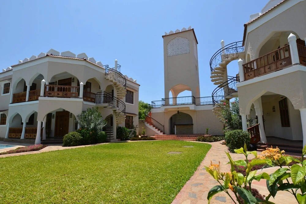 Diani Pearl