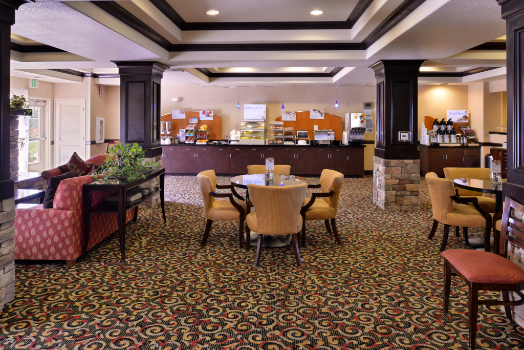 Holiday Inn Express Hotel & Suites Lincoln-Roseville Area by IHG