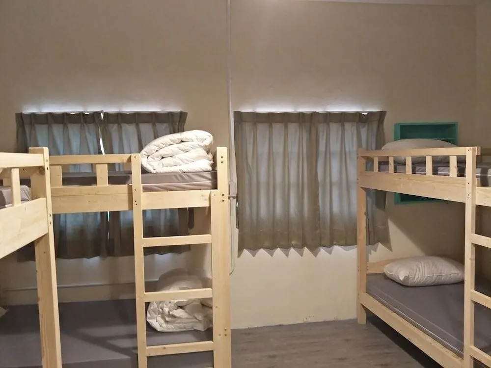MILU Backpacker Hostel