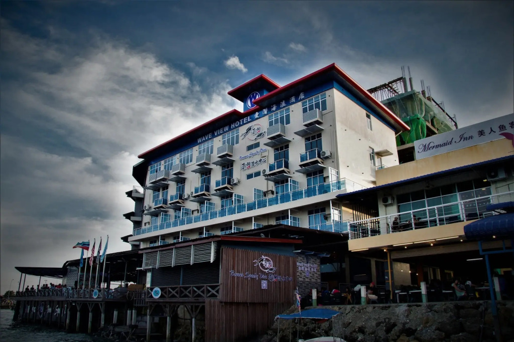 Wave View Hotel