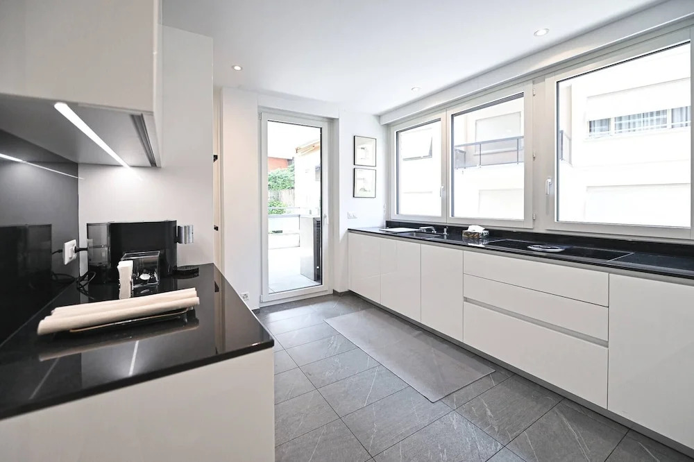 Luxury Lake View Motta Apartment in Lugano